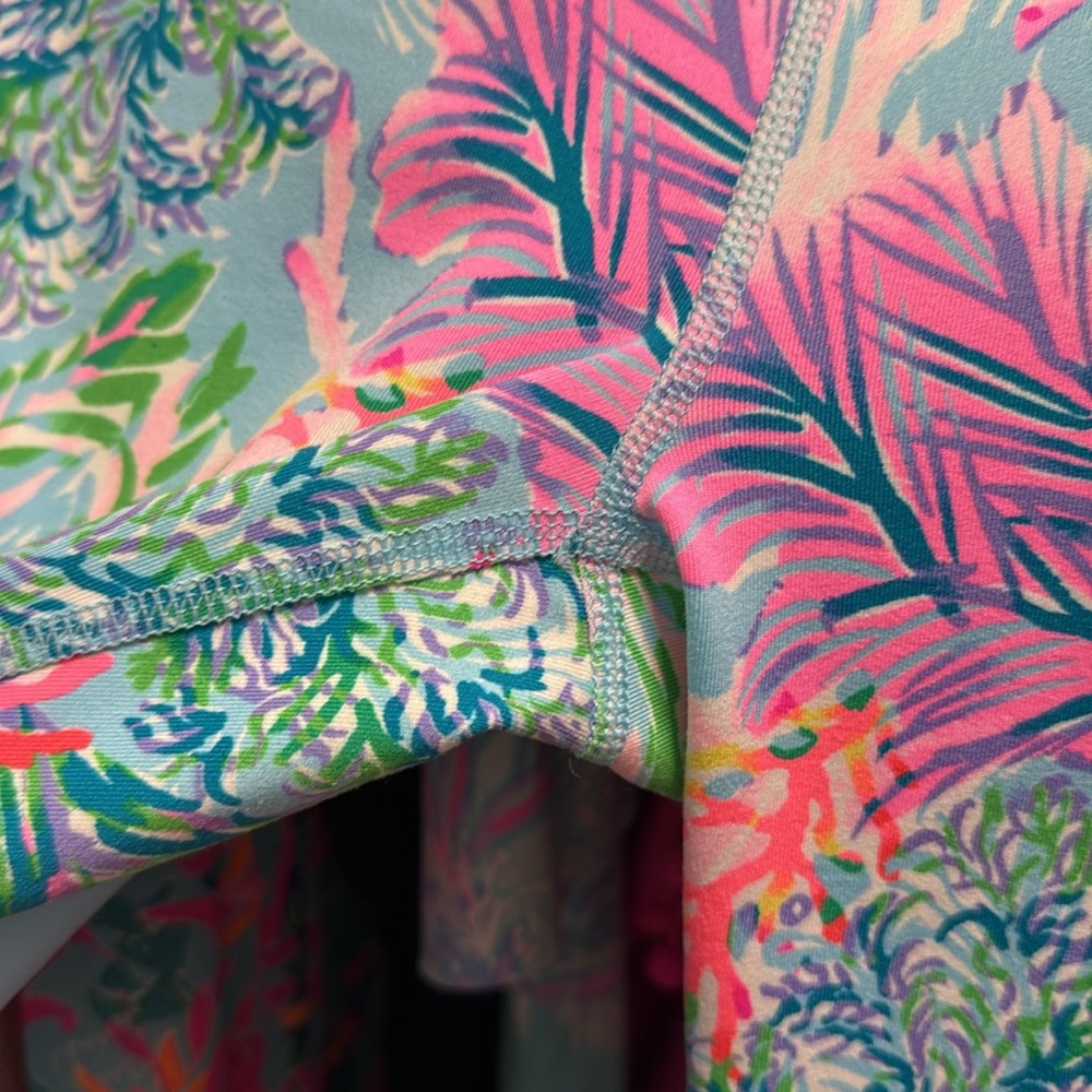 Lilly Pulitzer Weekender Leggings 💕🎉 - Picture 5 of 9